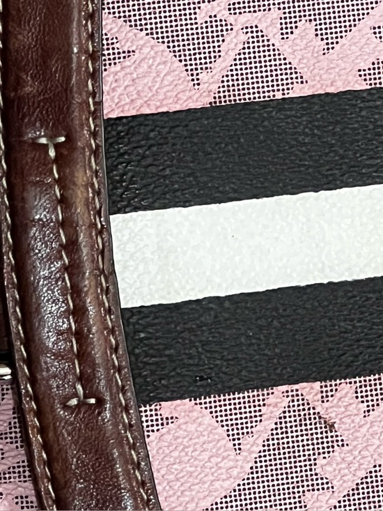 Vintage Juicy Couture dog clutch small in very good condition size 8"x5" - Picture 7 of 11